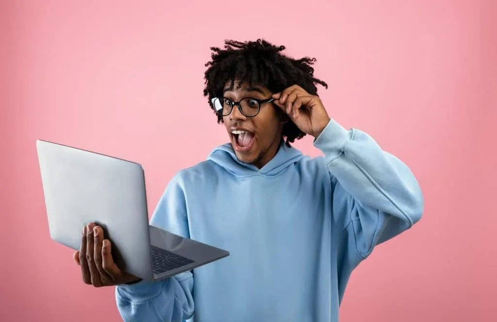 Waxoo.fr : découvrez Invideo, la plateforme de création vidéo en ligne