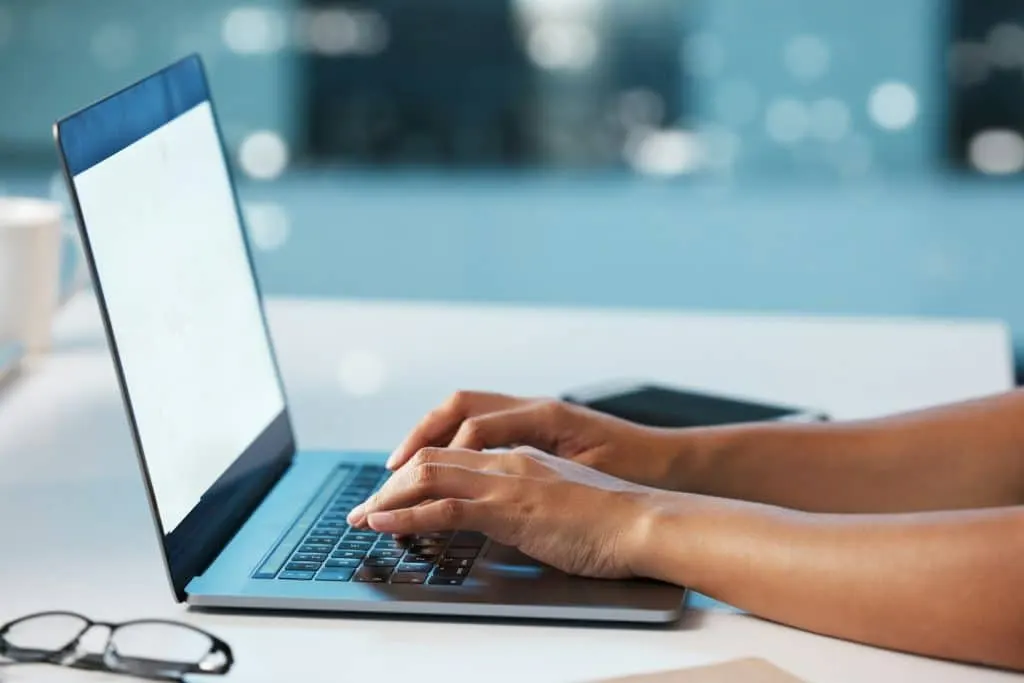 La plateforme d’échange de cryptomonnaies Crypto.com : révolutionnaire ou simple illusion ? Découvrez sa performance étonnante !