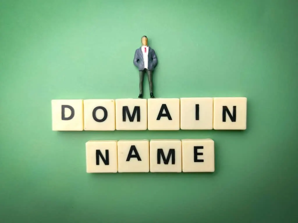 Renaitre nom de domaine expiré avec Archive.org Wayback Machine