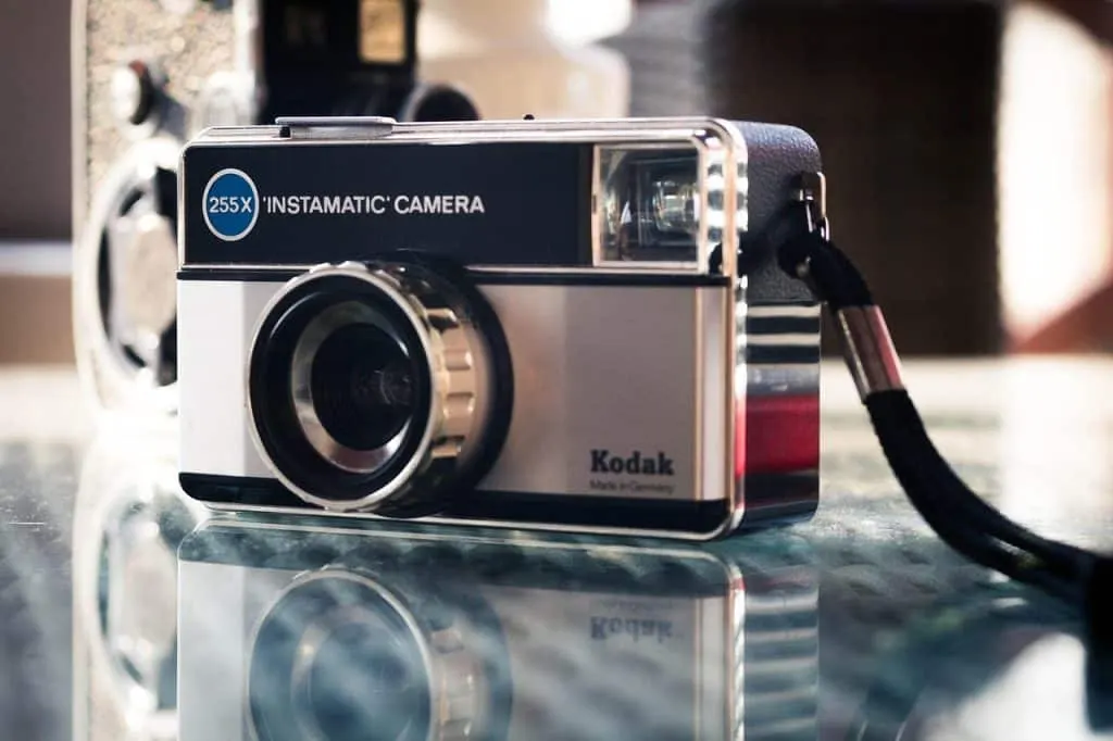 découvrez l’univers de kodak, pionnier de la photographie. retrouvez l’histoire, les innovations et les produits kodak pour capturer vos meilleurs souvenirs, de l’appareil photo aux solutions numériques.