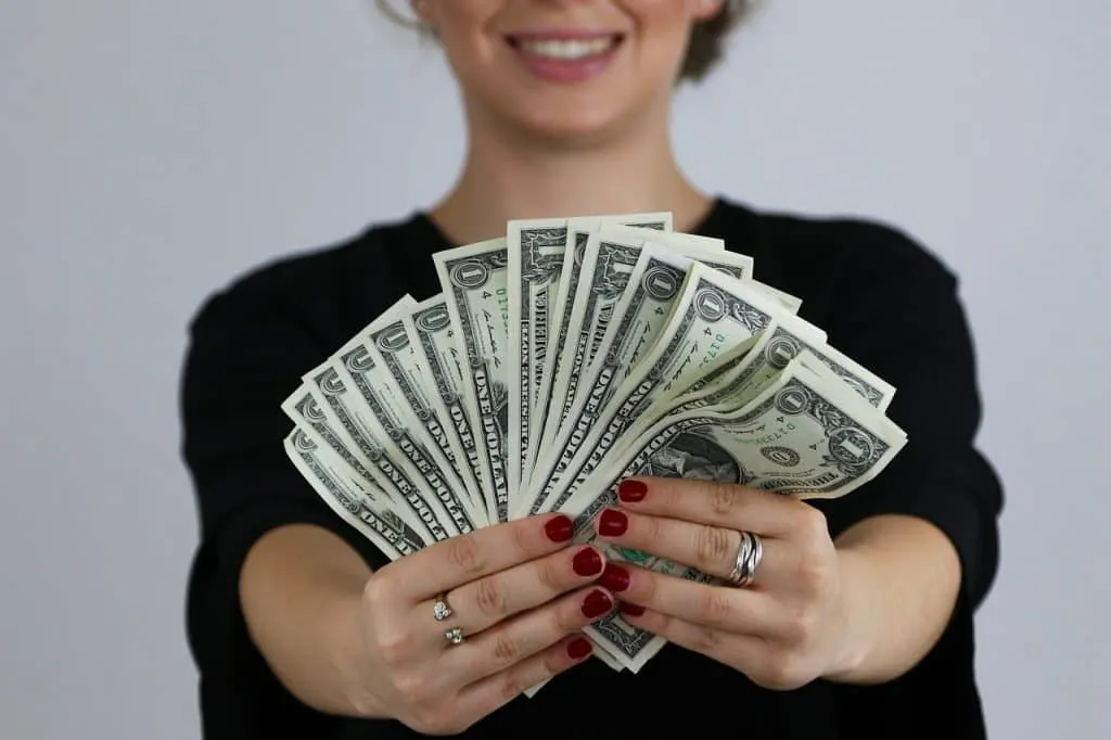découvrez tout ce qu'il faut savoir sur les fonds : définitions, types (fonds d'investissement, fonds communs de placement), avantages et conseils pour choisir le fonds adapté à vos besoins financiers.