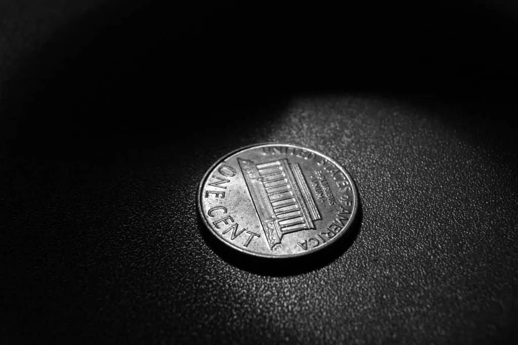 découvrez les causes et les impacts de la pénurie de pièces de un cent, ainsi que les solutions envisagées pour y remédier.