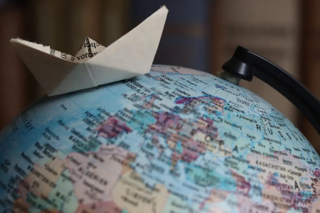 découvrez l'incroyable histoire du lauréat adolescent du concours d'origami, un talent exceptionnel qui fascine par sa créativité et sa maîtrise de l'art du pliage de papier.